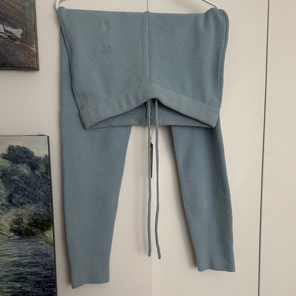 SKIMS Pants - SKIMS Cozy Light Legging